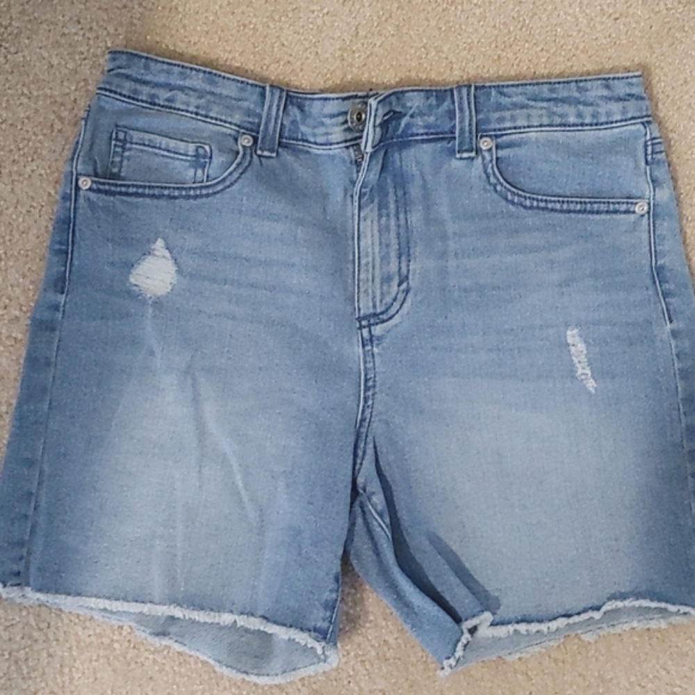 Distressed raw denim shorts, NEW